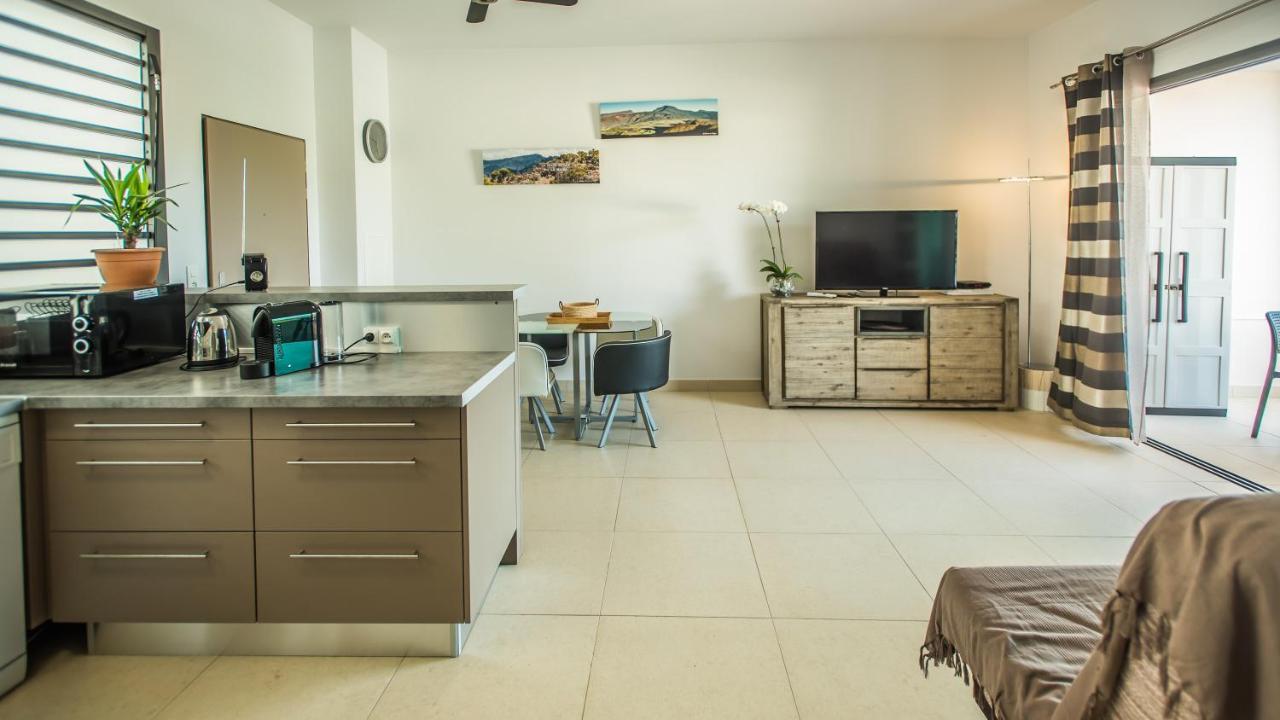 Appartement YLANG YLANG à L Ermitage les bains - proche de la mer pour 4 personnes Saint-Paul Exterior foto